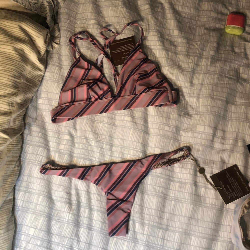 Acacia set!